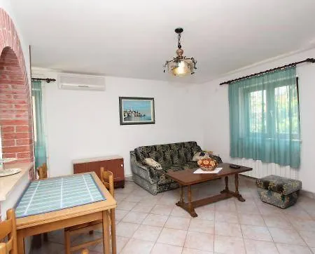 Gardenia Apartment