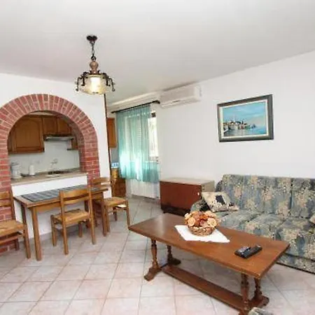Gardenia Apartment *