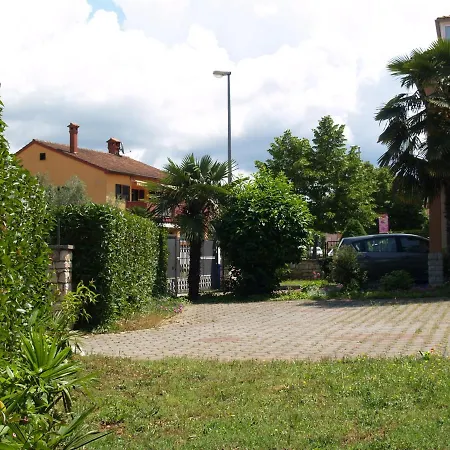 Gardenia Apartment *
